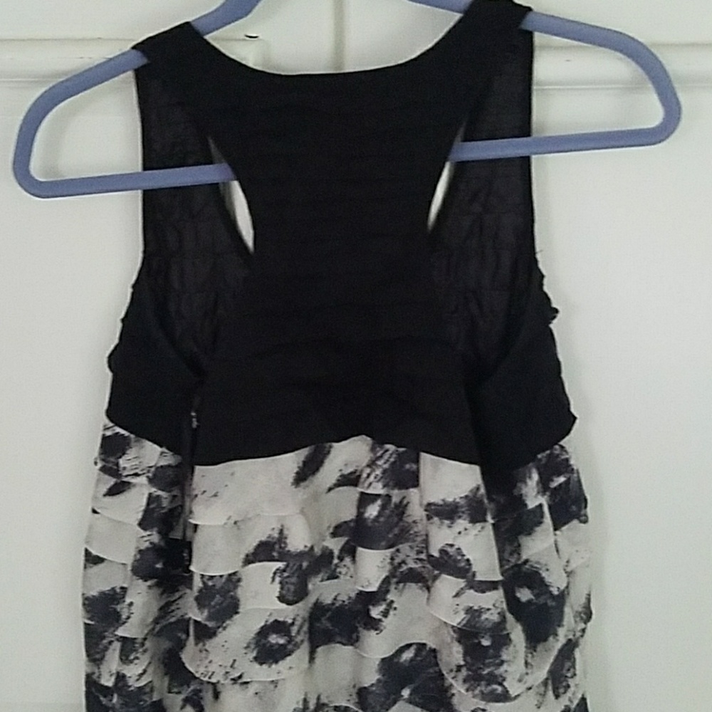 Black printed tank - Picture 4 of 4